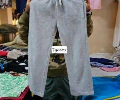 grey sweatpant