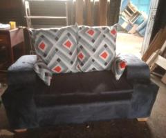Clean sofa 2 seater , with utmost comfort